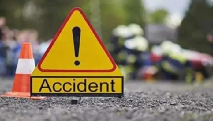 कानपुर : कार ने सड़क पार कर रही पांच महिलाओं को रौंदा, चार लोगों की मौत