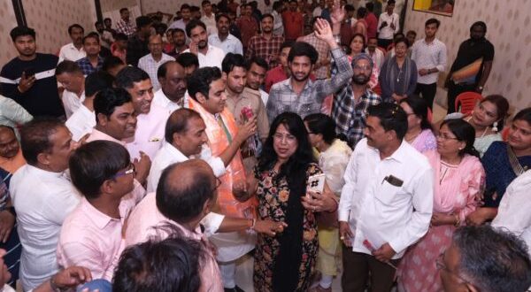 पासी समाज के लोगों ने नोएडा विधायक पंकज सिंह का किया भव्य स्वागत