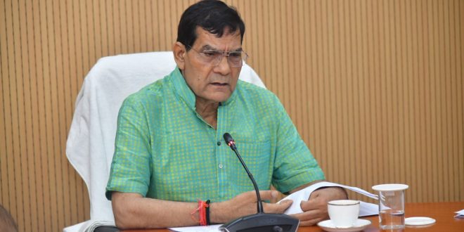 बरसात से पहले नालों की सफाई और डेंगू-मलेरिया से बचाव के पुख्ता इंतजाम हों : मंत्री एके शर्मा