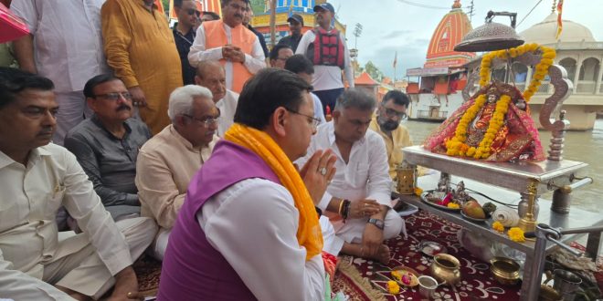 सीएम धामी की लोगों से अपील, नदियों को ‘मां’ का सम्मान दें