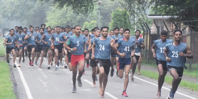 आठवें दिन अग्निवीर भर्ती रैली में संत कबीर नगर व कुशीनगर के अभ्यर्थियों ने रैली में लिया भाग