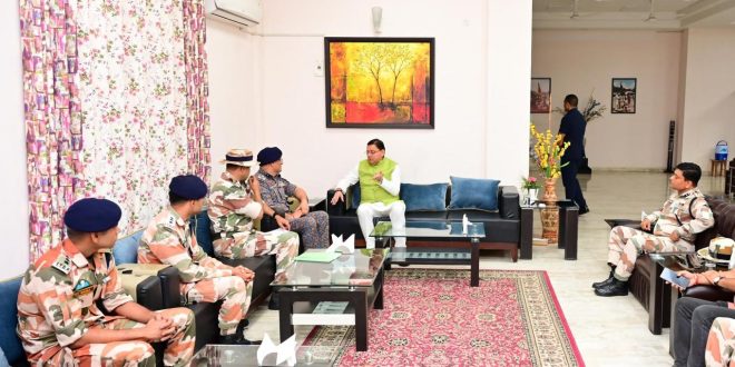 उत्तराखंड में  स्कूल बंद, सीएम धामी ने रेस्क्यू टीम से की मुलाकात, दिए जरूरी निर्देश