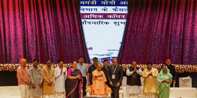 हर साल सड़क हादसों में कोरोना संक्रमण से ज्यादा जानें जाती हैं : CM योगी