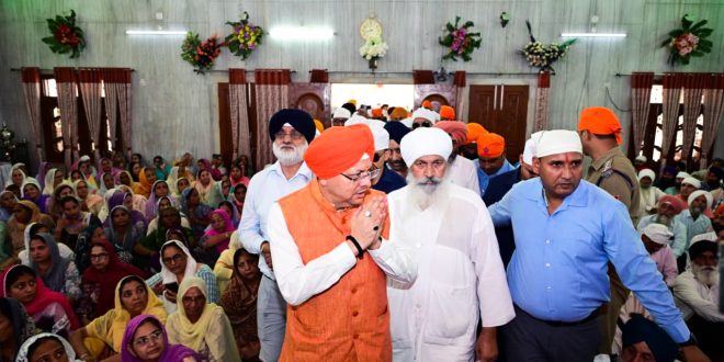 काशीपुर में प्रबुद्धजन सम्मेलन में सीएम धामी ने गिनाई सरकार की योजनाएं व उपलब्धि