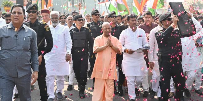 गोरखपुर: सरदार पटेल की 150वीं जयंती समारोह अंतर्गत ‘एकता पद यात्रा’ का सीएम ने किया नेतृत्व