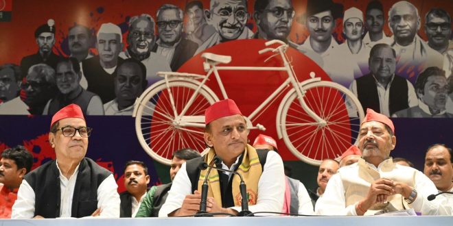 अखिलेश यादव का भाजपा पर हमला: वाराणसी दाल मंडी के व्यापारियों का राजनीतिक ध्वस्तीकरण तत्काल रोका जाए