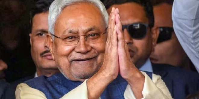 बिजली विभाग में इंजीनियर की नौकरी छोड़कर राजनीति में रखा कदम, पढ़ें बिहार के मुख्यमंत्री नीतीश कुमार की कहानी