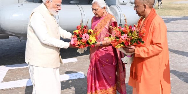 अयोध्यावासियों ने जयश्रीराम, जय जय हनुमान के जयकारे संग पुष्पवर्षा से प्रधानमंत्री का किया स्वागत