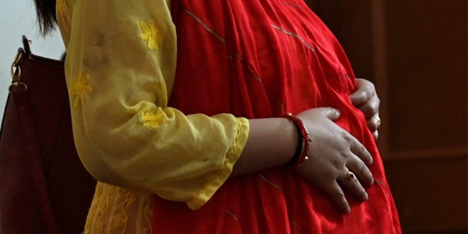 ‘मैं मां बनना चाहती हूं, 25 लाख दूंगी’—सोशल मीडिया पर ‘प्रेग्नेंसी जॉब’ के नाम पर बड़ा साइबर स्कैम, युवा बन रहे शिकार