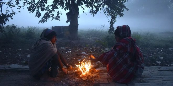 UP Weather: कोहरे और कड़ाके की सर्दी के बीच नया पश्चिमी विक्षोभ सक्रिय, यूपी में बढ़ेगी हल्की गर्मी और बादलों की आवक
