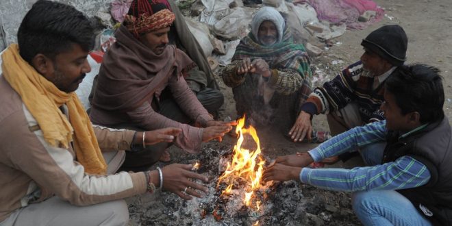 उत्तर भारत मौसम, घना कोहरा अलर्ट, कड़ाके की ठंड, हिमाचल बर्फबारी, कश्मीर मौसम, बाराबंकी तापमान, दिल्ली एनसीआर मौसम, बर्फीला तूफान अलर्ट, North India Weather, Dense Fog Alert, Cold Wave in India, Himachal Snowfall, Kashmir Weather Update, Barabanki Temperature, Delhi NCR Weather Today, Blizzard Alert