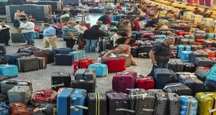 फ्लाइट लेट नियम, DGCA फ्लाइट नियम, फ्लाइट लेट होने पर सुविधा, इंडिगो फ्लाइट कैंसिल, एयरलाइंस मुआवजा नियम, घरेलू उड़ान देरी, फ्लाइट कैंसिलेशन रूल्स, flight delay rules India, DGCA flight delay compensation, Indigo flight cancellation news, airline passenger rights India, delayed flight facilities