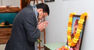 नित्यानंद स्वामी जयंती: सीएम धामी ने दी श्रद्धांजलि, कहा—उनका जीवन था सेवा और नैतिकता का प्रतीक