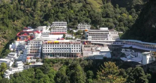 माता वैष्णो देवी यात्रा नियम, Vaishno Devi new rules, RFID travel card Vaishno Devi, कटरा वैष्णो देवी यात्रा, Vaishno Devi yatra time limit, माता वैष्णो देवी दर्शन 2025, Vaishno Devi Shrine Board guidelines, Katra to Vaishno Devi distance, Vaishno Devi security update