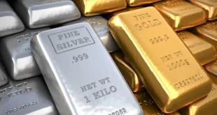 Gold Silver Price: एक झटके में 14000 रुपये सस्ती हुई चांदी, सोने का भी गिरा भाव; जानें आज के ताजा रेट
