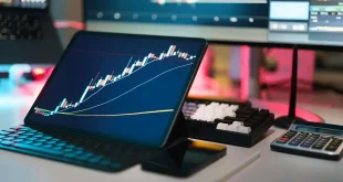 भारतीय शेयर बाजार ने बुधवार को सतर्क लेकिन मजबूती भरी शुरुआत की। शुरुआती कारोबार में बाजार भले ही सपाट रुख के साथ खुला, लेकिन बेहतर वैश्विक