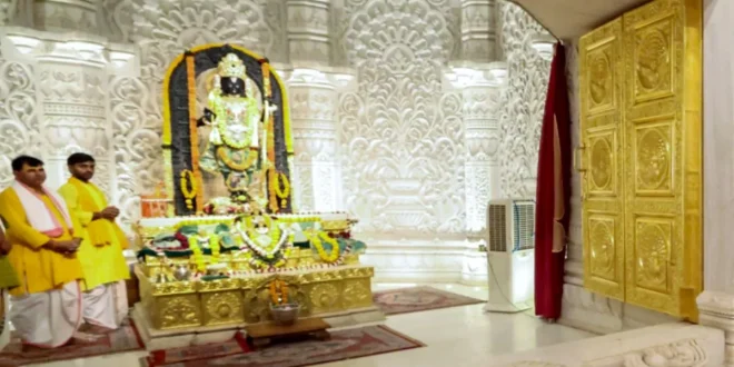 कड़ाके की ठंड में राम लला की विशेष सेवा, अयोध्या में ऊनी वस्त्र और ब्लोअर; जल्द ओढ़ाई जाएगी पश्मीना शॉल