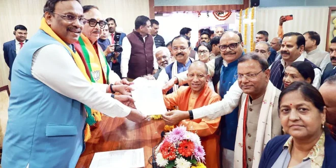 यूपी बीजेपी में नए युग की शुरुआत: पंकज चौधरी ने भरा पर्चा, CM योगी और डिप्टी CM मौर्य बने प्रस्तावक