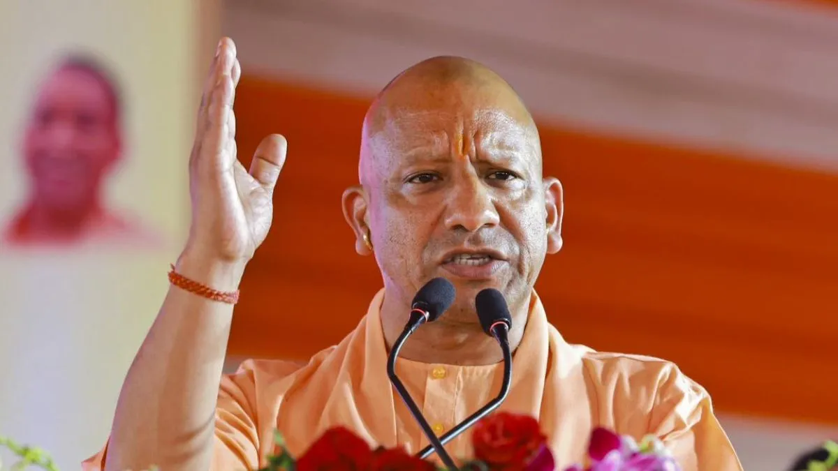 Photo of UP Police Bharti 2025: CM योगी का बड़ा ऐलान, 32,679 पदों की भर्ती में उम्र सीमा 3 साल बढ़ी