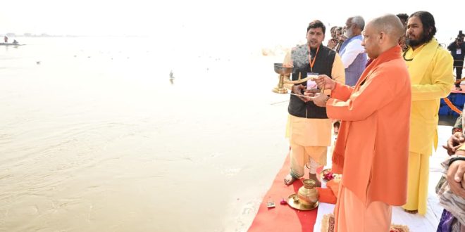मुख्यमंत्री योगी ने की प्रयागराज में चल रहे माघ मेले की तैयारियों की समीक्षा