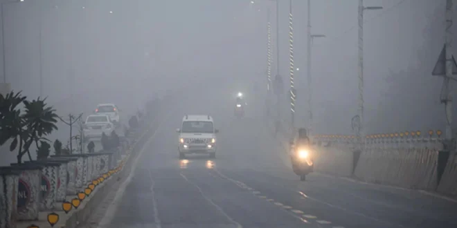 दिल्ली समेत पूरे उत्तर भारत को कड़ाके की सर्दी से हल्की राहत, पश्चिमी विक्षोभ से जल्द बदलेगा मौसम का मिजाज