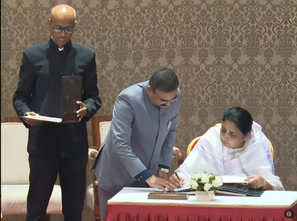 अजीत पवार