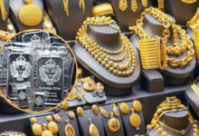 Photo of Gold-Silver Price Today: तेजी से बढ़ रहे सोने-चांदी के भाव, एक्सपटर्स बोले- अभी राहत के आसार नहीं