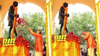 Photo of बापू को शत-शत नमन, सीएम योगी और ब्रजेश पाठक ने जीपीओ पार्क में दी राष्ट्रपिता को पुष्पांजलि
