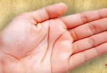 Photo of हस्तरेखा शास्त्र: भाग्यशाली लोगों के हाथों में होते हैं ये 4 खास निशान, देखें क्या आपके भी हाथ में है