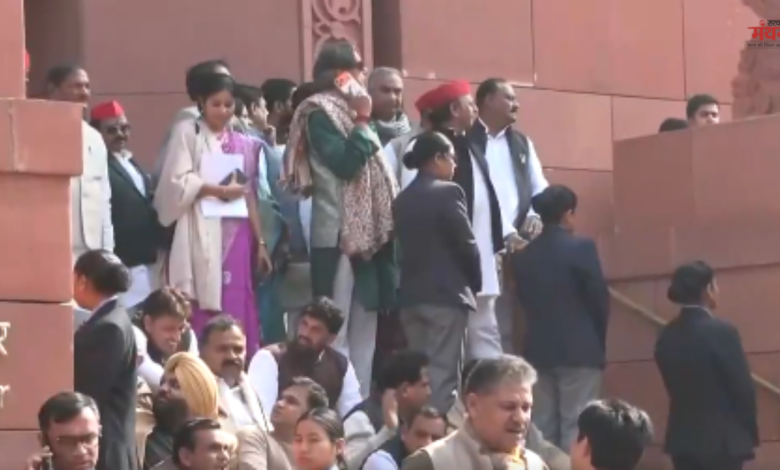 शशि थरूर,