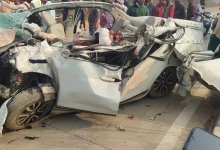 Photo of तेज रफ्तार ट्रक ने ली 4 CRPF जवानों की जान, कार के उड़े परखच्चे