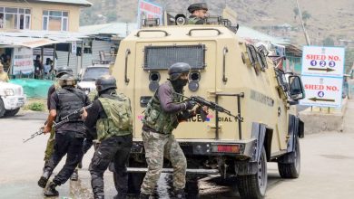 Photo of किश्तवाड़ में सुरक्षाबलों और जैश-ए-मोहम्मद आतंकियों के बीच मुठभेड़, चतरू में घेराबंदी जारी