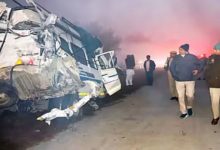 Photo of यमुना एक्सप्रेसवे पर भीषण हादसा… खड़ी बस को कंटेनर ने मारी टक्कर, छह यात्रियों की मौत, एक गंभीर