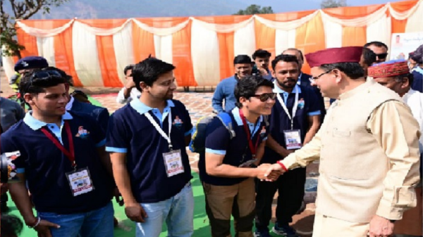 सीएम धामी