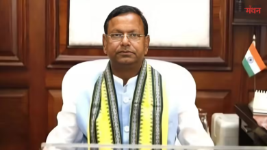 Photo of यूपी बीजेपी में हलचल, पंकज चौधरी ने घोषित किए 200 मंडल अध्यक्ष, कार्यकर्ता ने पहनाया गमछा, बोले- क्यों खर्च किए पैसे…