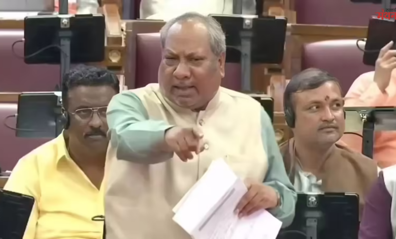 यूपी विधानसभा में हंगामा