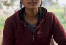 Photo of नौकरी छोड़कर शिवानी ने मधुमक्खी पालन से उद्यमिता की शुरुआत की, आज ‘बनारसी हनी’ बना रहा उनकी पहचान