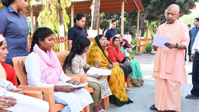 Photo of सीएम योगी ने सुनीं लोगों की समस्याएं, बोले- चिंता मत करिए, प्रभावी कार्रवाई होगी