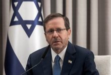 Photo of इजराइली संप्रभुता बनाम अमेरिकी दबाव पर  राष्ट्रपति हर्ज़ोग ने ट्रंप की क्षमादान अपील को नकारा