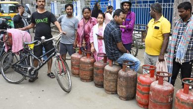 Photo of एलपीजी संकट पर काबू पाने के प्रयास जारी: केंद्रीय मंत्री सुरेश गोपी