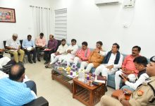 Photo of नगर विकास एवं ऊर्जा मंत्री ने प्रभार जनपद जौनपुर में कोर कमेटी तथा जिला प्रशासनिक एवं समन्वय समिति की बैठक की