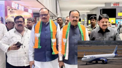 Photo of तकनीकी खराबी की वजह से एक घंटे तक विमान में फंसे रहे यूपी के दोनों डिप्टी सीएम