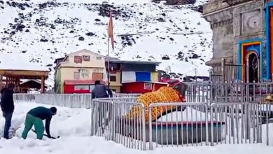 Photo of केदारनाथ धाम में युद्धस्तर पर बर्फबारी की सफाई, कपाट खुलने से पहले तैयारियां तेज