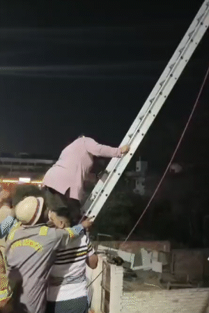 Photo of लखनऊ ज्वेलर के 3 मंजिला मकान में भीषण आग