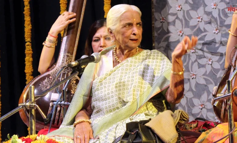 Photo of समाज की बंदिशें तोड़कर कैसे ‘ठुमरी की रानी’ बनीं गिरिजा देवी? जानें 90 रुपये से पद्म विभूषण तक का सफर