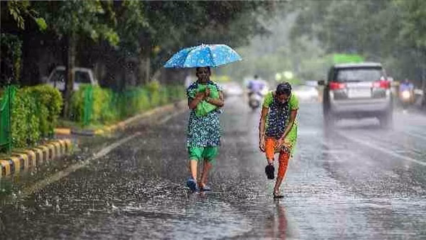 Heavy rain and strong storm alert in UP 1