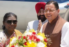 Photo of देहरादून पहुंचीं राष्ट्रपति द्रौपदी मुर्मू, IMA पासिंग आउट परेड की लेंगी सलामी