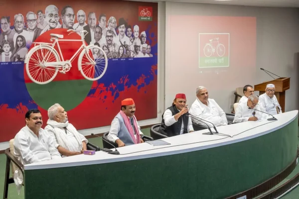 akhilesh yadav