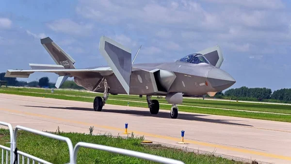 J-20 stealth fighter aircraft