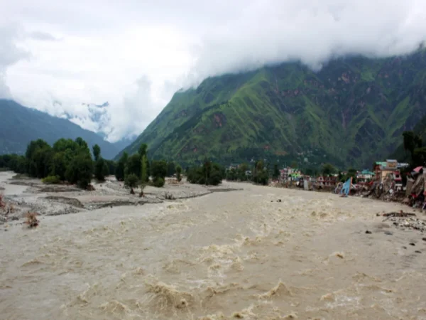Orange alert for heavy rain in Uttarakhand